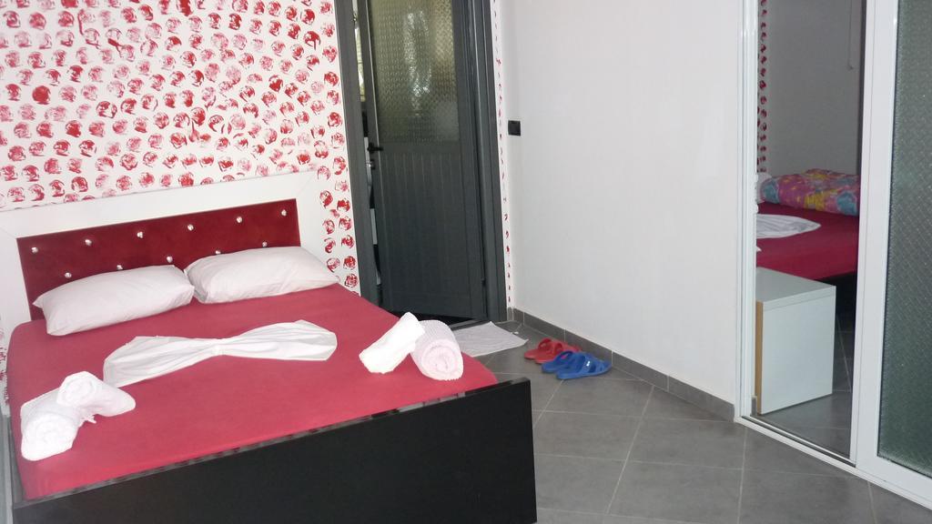 Hotel Ilio Ksamil Buitenkant foto